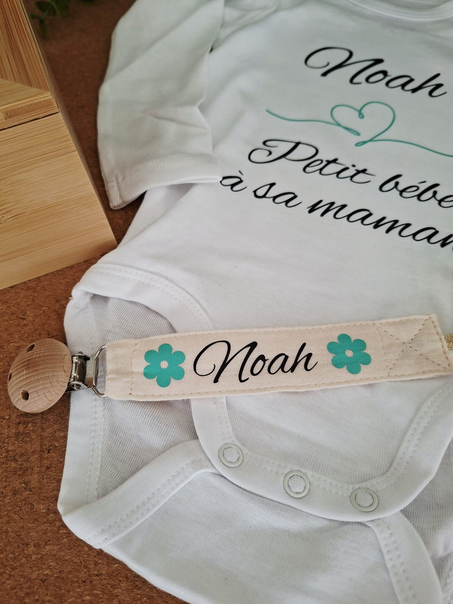 Attache tétine à personnaliser